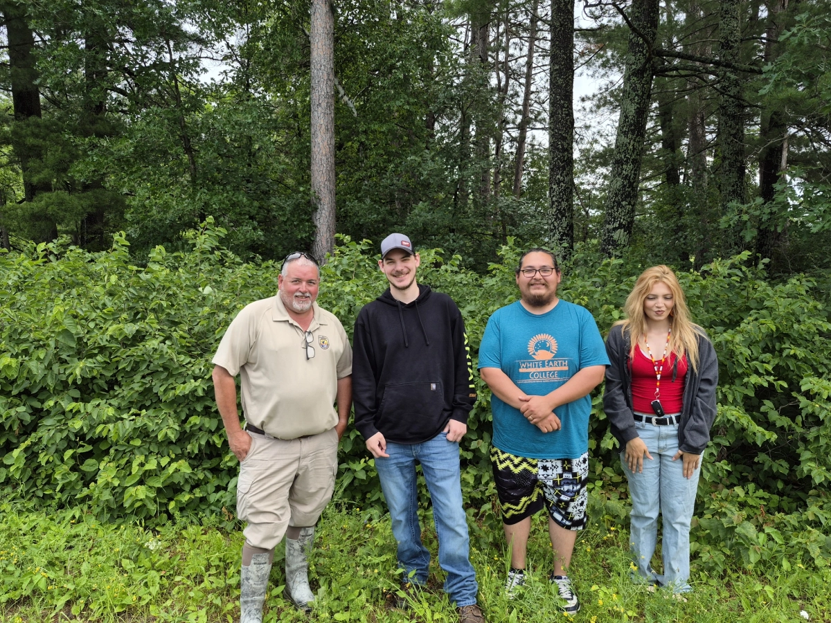 Ecology students group photo